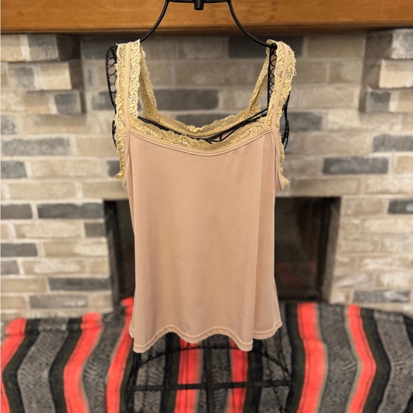 SHEIN Curve Tan Camisole with Lace Trim - Picture 3 of 4